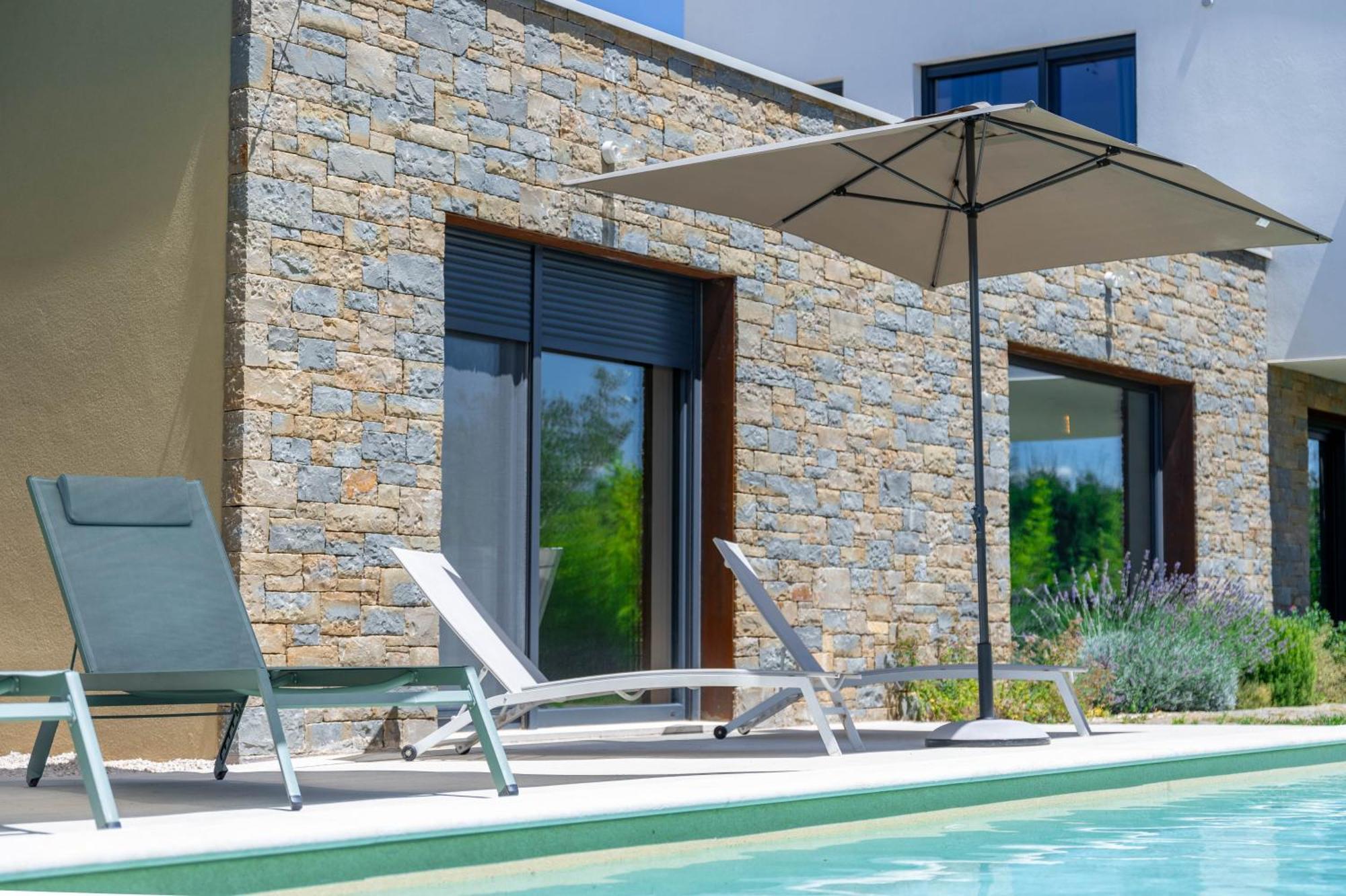Villa Zen - With Pool & Close To The Sea Tar-Vabriga Exterior foto